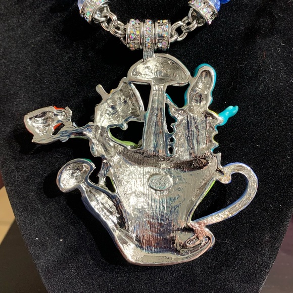 NIB Kirks Folly Wonderland Tea Party Magnetic Enhancer and Necklace Silver Tone - Picture 7 of 12